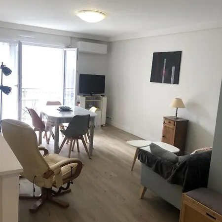 T3 58 M2, Le République, Centre-ville, Climatisé, Balcon Appartamento *