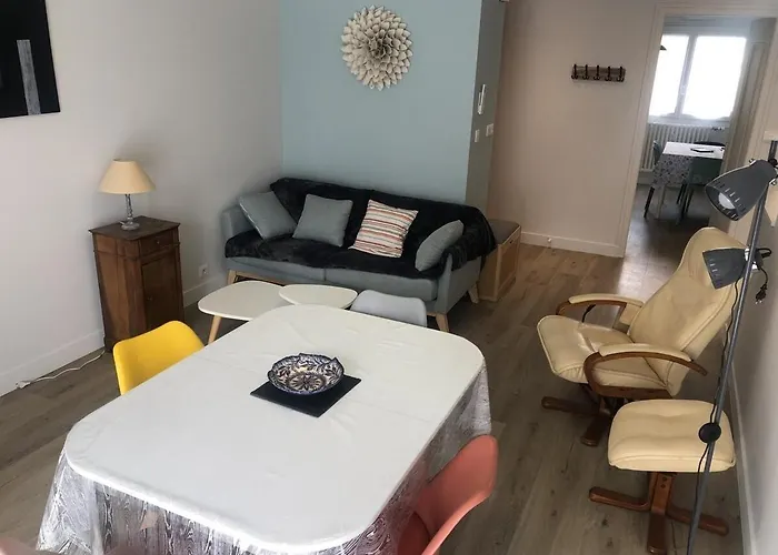 アパート T3 58 M2, Le Republique, Centre-ville, Climatise, Balcon *