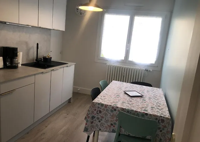 T3 58 M2, Le Republique, Centre-ville, Climatise, Balcon